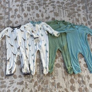 Kyte BABY 0-3 months Footies and rompers Set - giraffe, alpaca, Green, and Blue